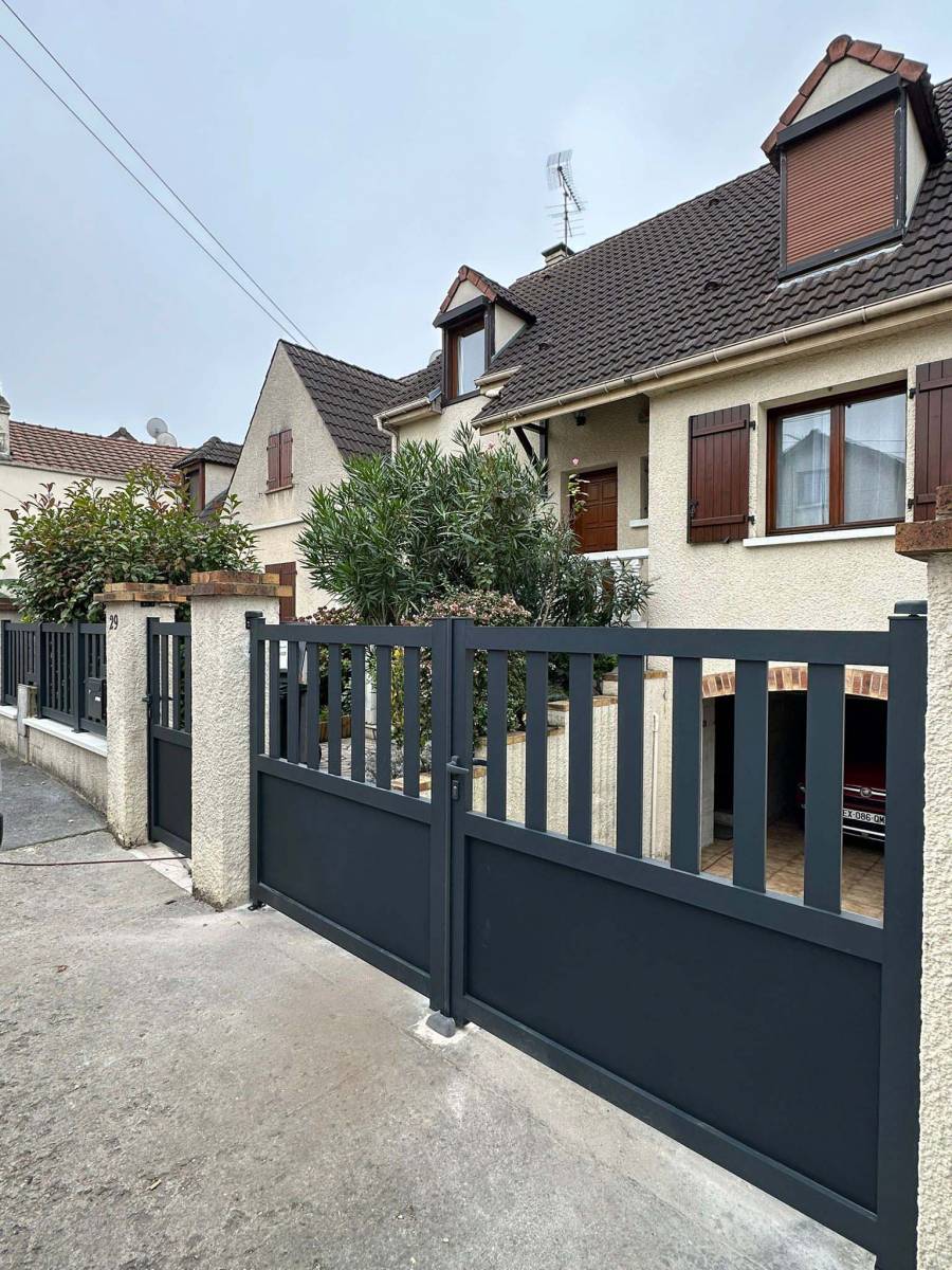 Remplacement d’un portail, portillon et clôture en aluminium à Drancy (93)