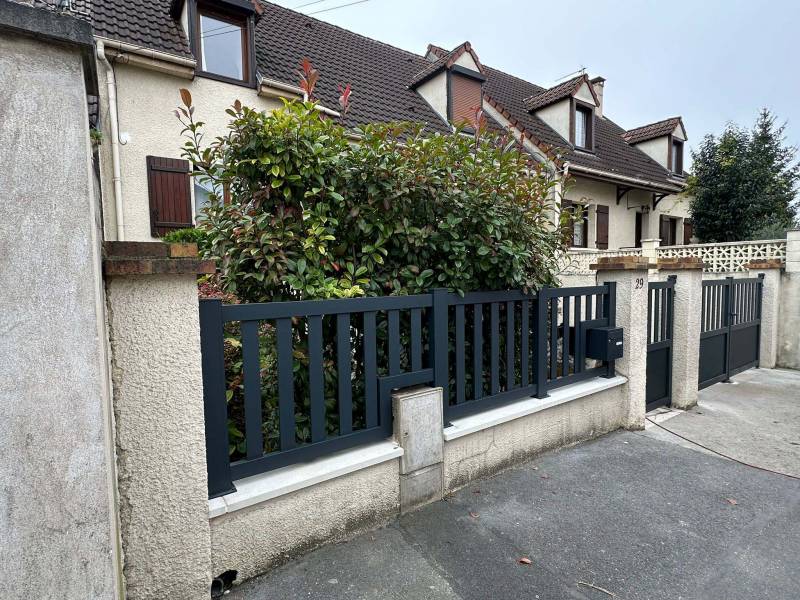 Remplacement d’un portail, portillon et clôture en aluminium à Drancy (93)
