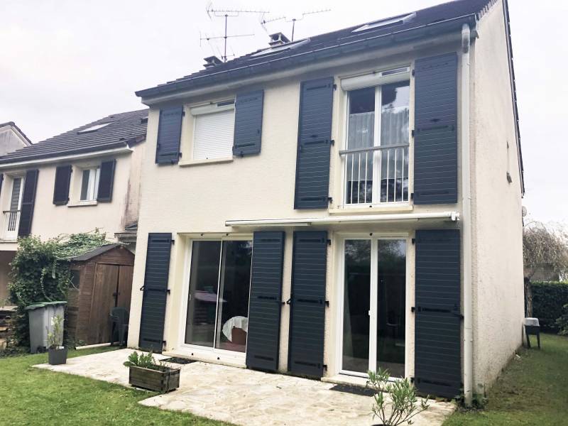 Moderniser une façade avec l’installation de volets battants en Aluminium à Cormeilles-en-Parisis